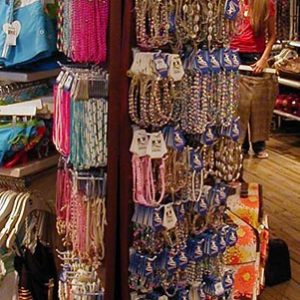 necklace-display
